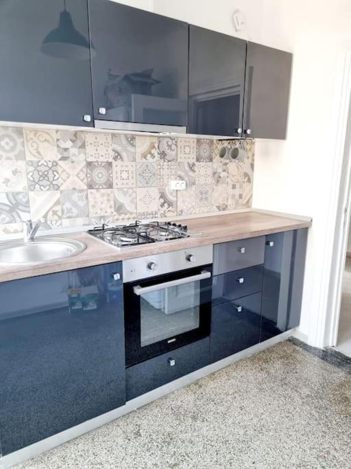 בוקרשט Cozy Apartment Near City Center מראה חיצוני תמונה