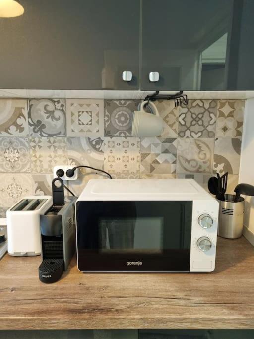 בוקרשט Cozy Apartment Near City Center מראה חיצוני תמונה